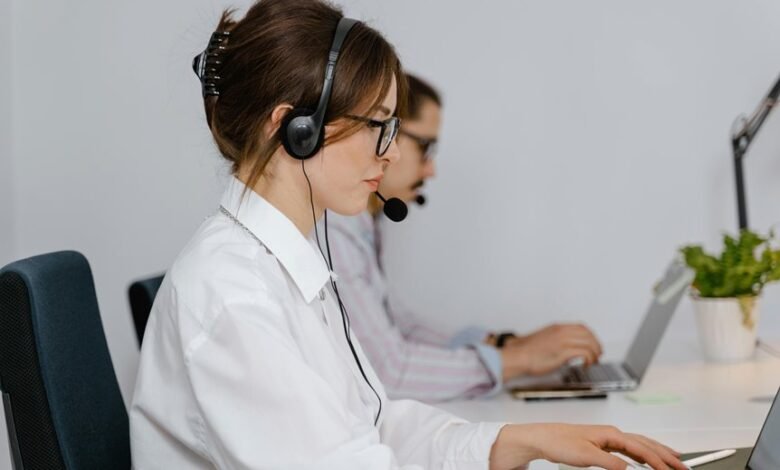 business support hotline number